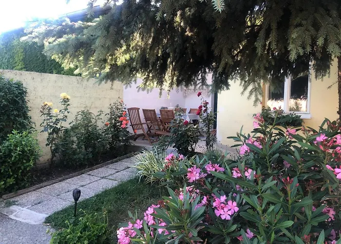 Das Kleine Haus