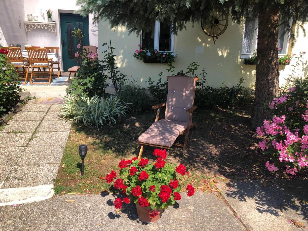 Holiday home Kleine Haus *